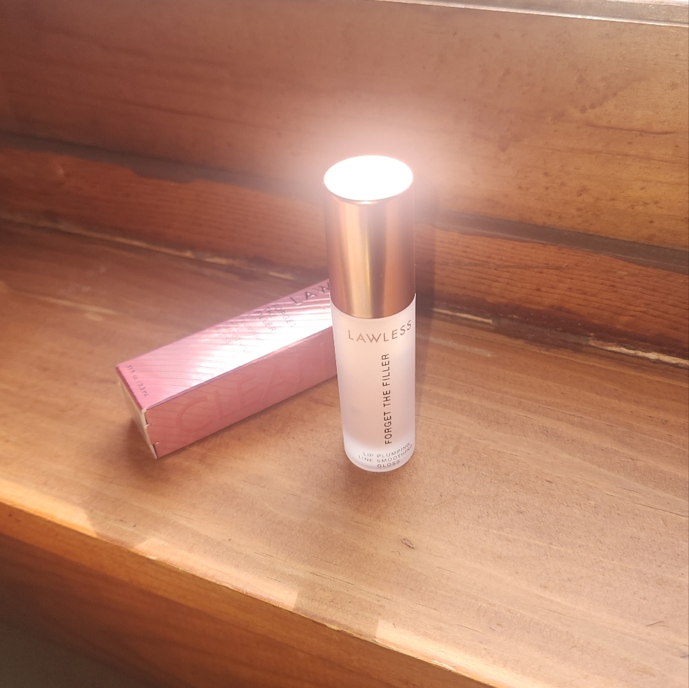 Lawless Forget The Filler Lip Plumping Line Smoothing Gloss in Rosy Outl…
